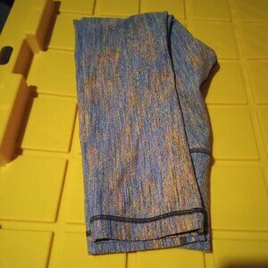 Lululemon Multi Colorful beautiful Leggings crop 21 in inseam Size 3/4--27 NWOT